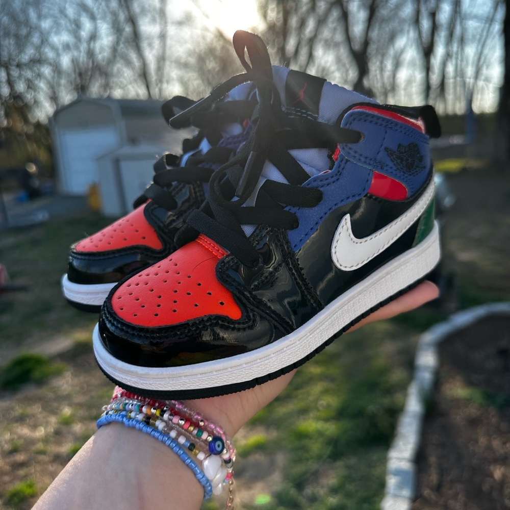 air jordan boy size 9
